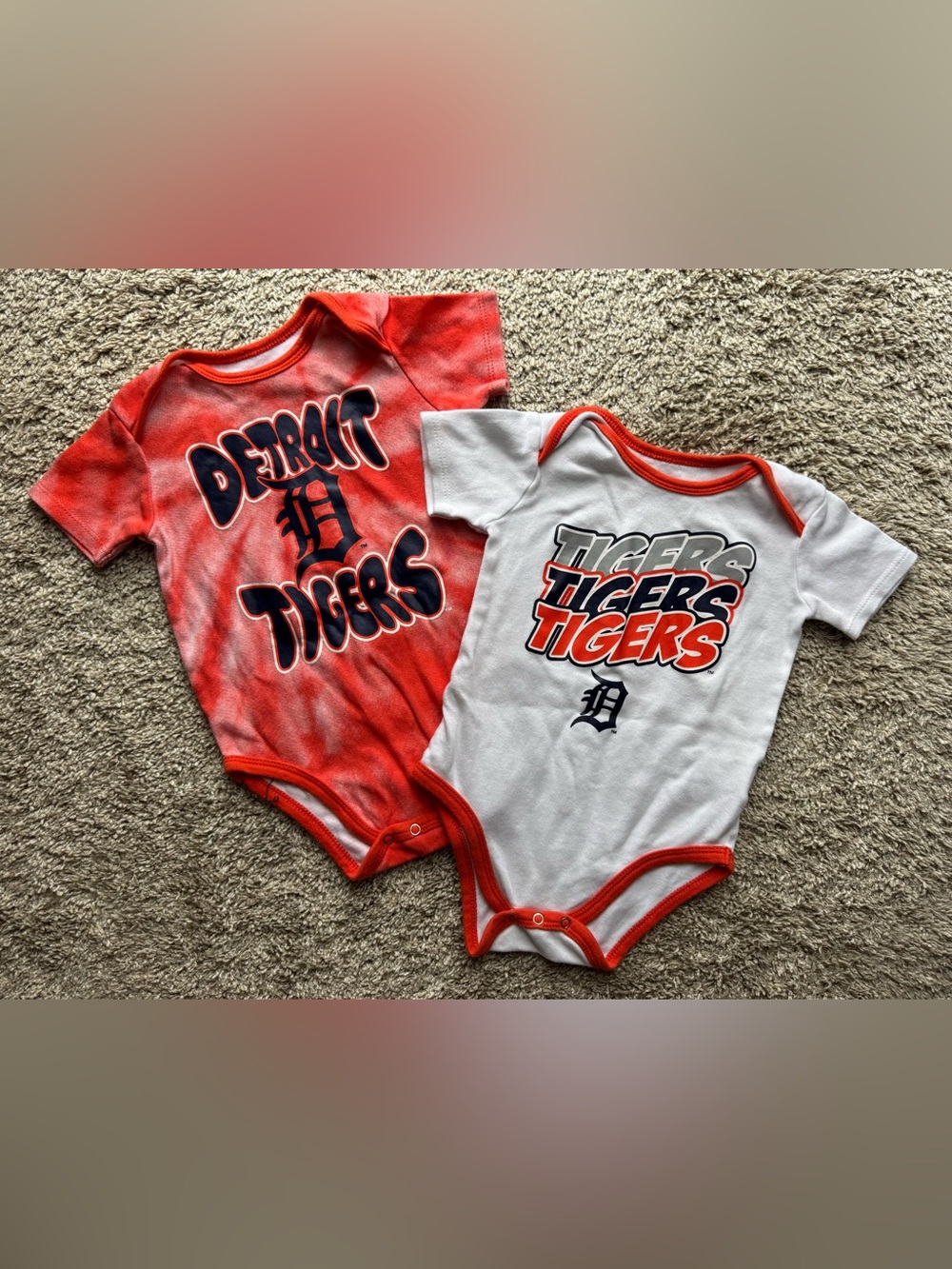 12M Detroit Tigers Baby Onesie 2pc Bundle MLB Genuine Merchandise